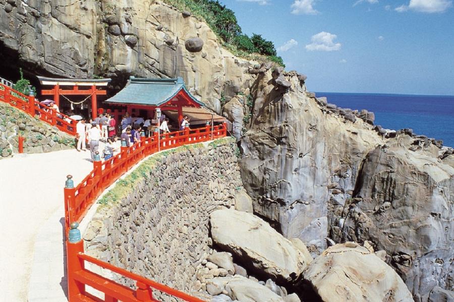 【宮崎輕鬆購】鵜戶神宮、砂浴體驗、釜蓋神社、仙嚴園、鹿兒島屋台村5日