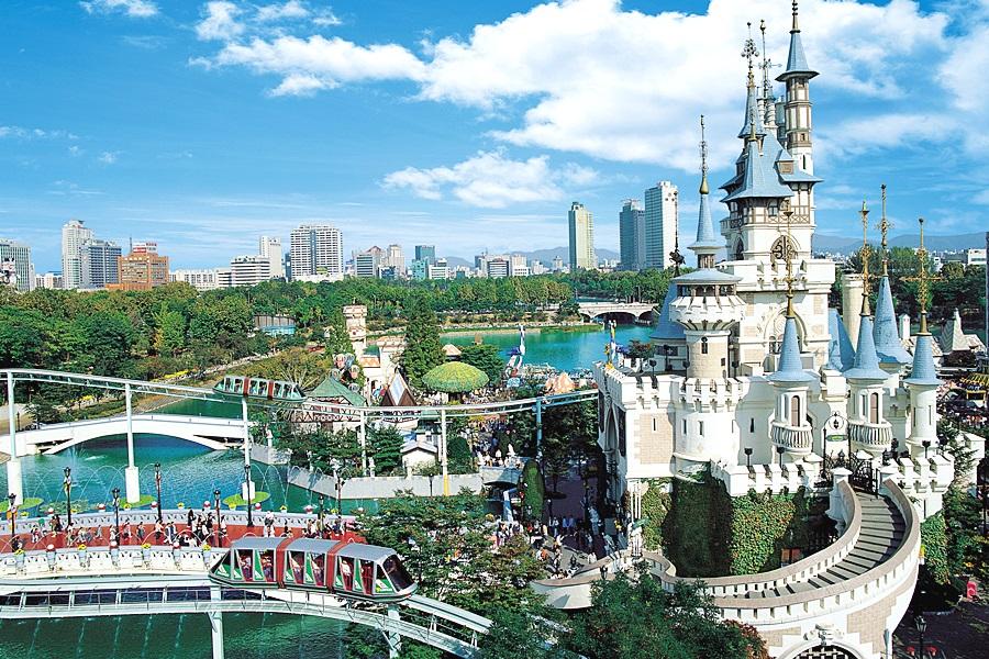 享趣韓國~泰迪熊、星空圖書館、樂天世界、冰雪樂園、升等明洞5日【早晚】