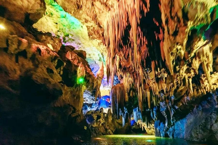【夢想北境典藏之作】東北長白山、鏡泊湖、伏爾加莊園、本溪水洞8日