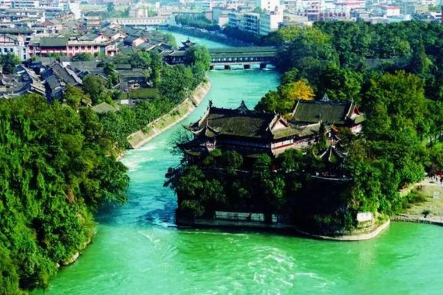【三國聖地】世界文化遺產都江堰、武侯祠、自然遺產熊貓基地、錦里古街4日