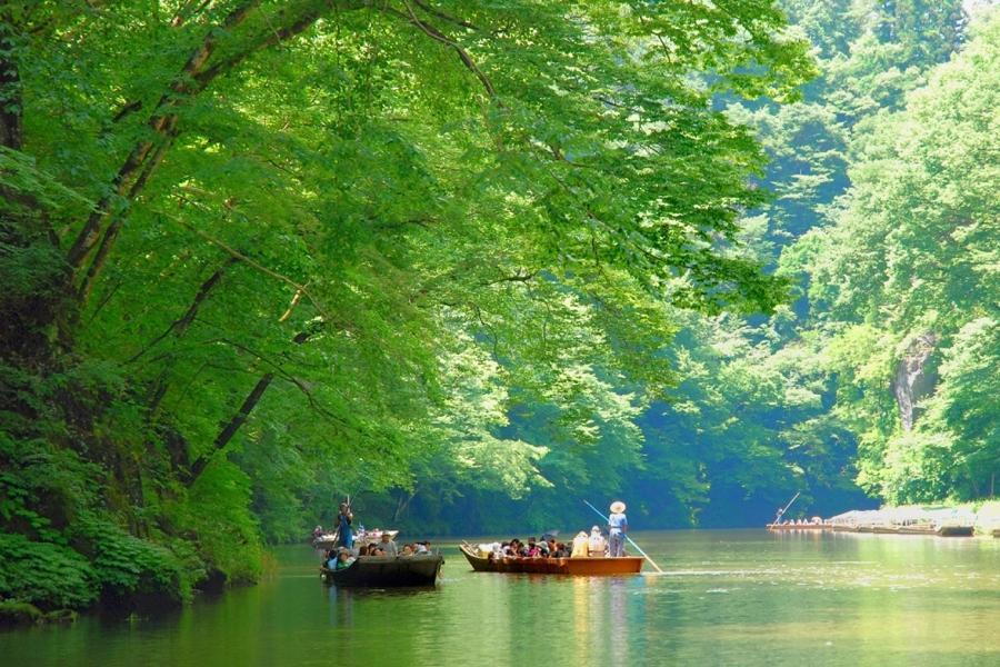 【戀上角館站】銀山溫泉、猊鼻溪船、嚴美溪、內陸鐵道、東照宮、新幹線6日
