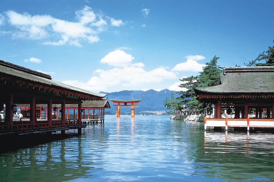 小龍納福、典藏廣島｜嚴島神社‧道後百選‧大步危峽‧栗林倉敷‧廣島遊6日