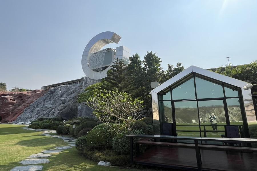 【泰愛玩曼芭】探索大峽谷咖啡廳、夜遊暹羅灣、爽泰莊園、龍蝦吃到飽五日