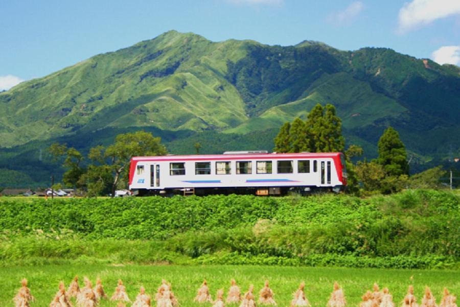 【日南九州】南阿蘇鐡道、九重夢吊橋、櫻島火山、高千穗峽、磯庭園抺茶5日