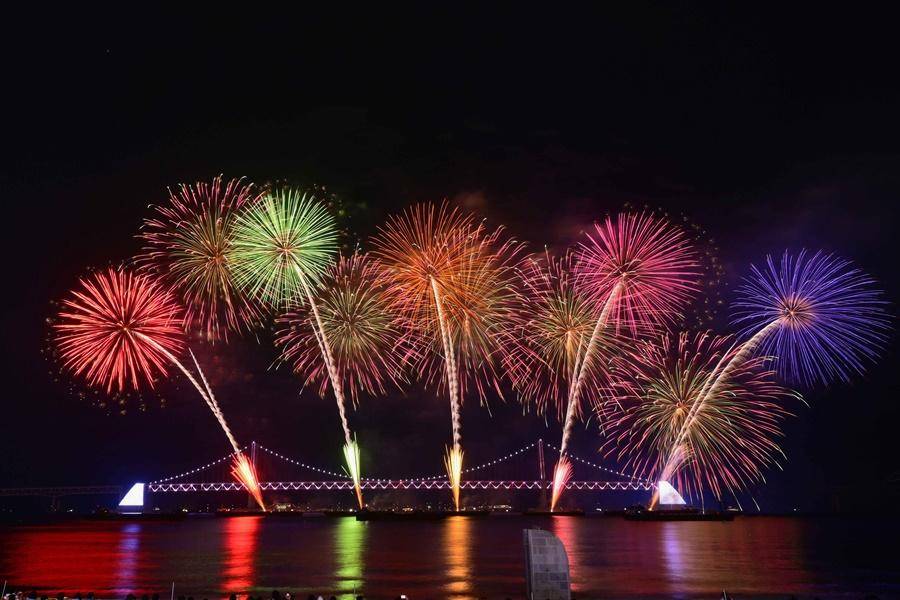 【釜山煙火節】楓紅梵魚寺、千年森林庭園、海洋觀光列車、海岸咖啡廳 5日