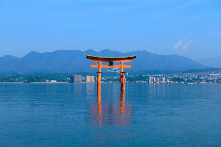 【精選楓廣阪】嚴島神社‧姬路城‧岡山後樂園‧布引香草園‧五星購物趣5日