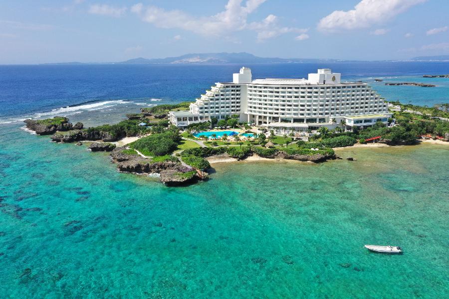 【謐境沖繩】ANA洲際酒店、泰式海景餐廳、美之海水族館、萬座毛四日遊