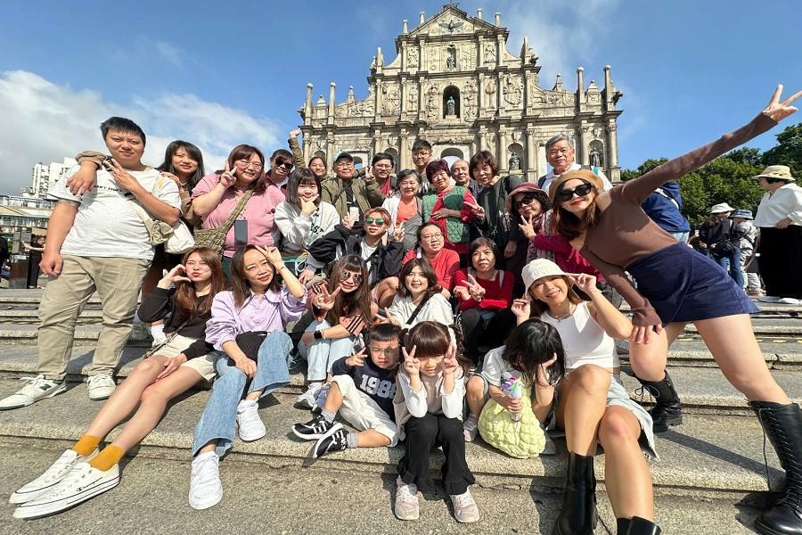【仲夏遊澳門】澳門輕旅遊一天遊、大三巴牌坊世遺群、網美地成功人士５日