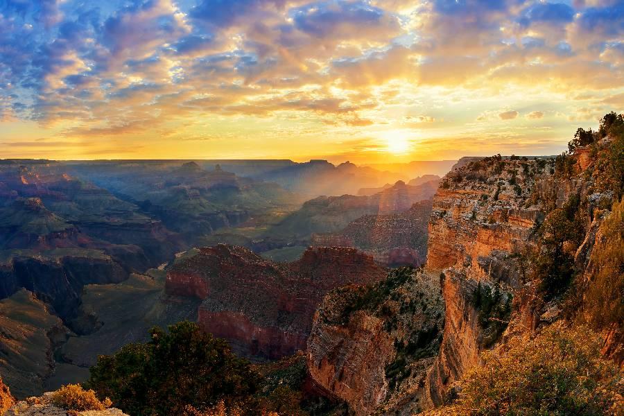 【金馬賀喜】美西三城~大峽谷奇景.羚羊峽谷.環球影城.優勝美地10日