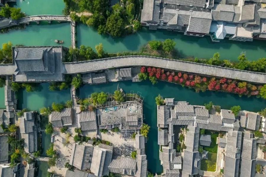 好客山東雙古城、青島海鮮自助燒烤、煙台酒莊下午茶八日【青島兩晚海景房】