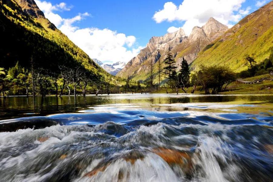 【川色正好】黃龍九寨溝、畢棚溝理小路、四姑娘山都江堰、大熊貓三排椅9日