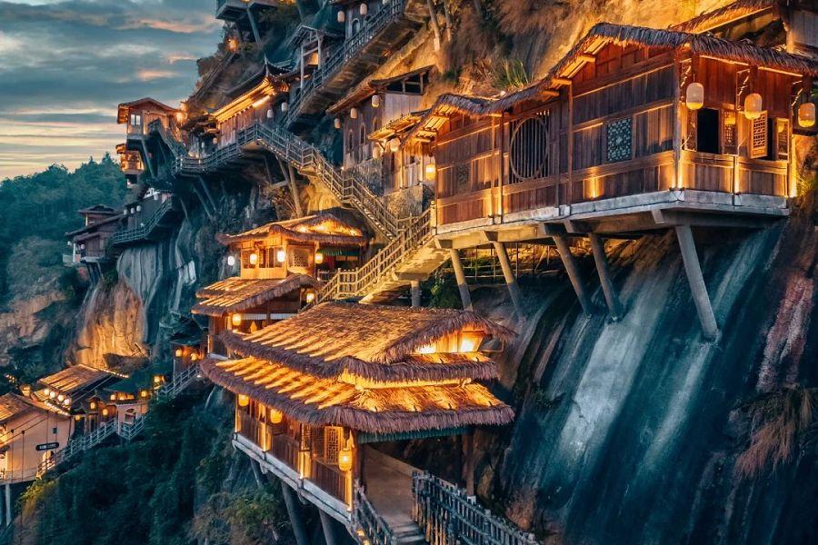 【璀璨江西】婺源篁嶺梯田、望仙谷夜景、靈山「天梯」奇觀、丹霞龍虎山八日