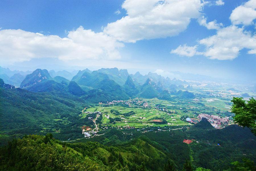 【星動桂林】五星美居酒店、燒烤海鮮自助餐、國賓宴、三秀超級VIP席八日