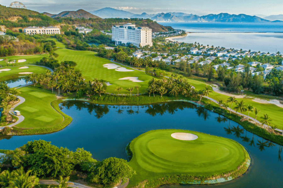 芽莊揮桿高手五日｜五星飯店.海鮮龍蝦饗宴.三場果嶺對決（4人成行）