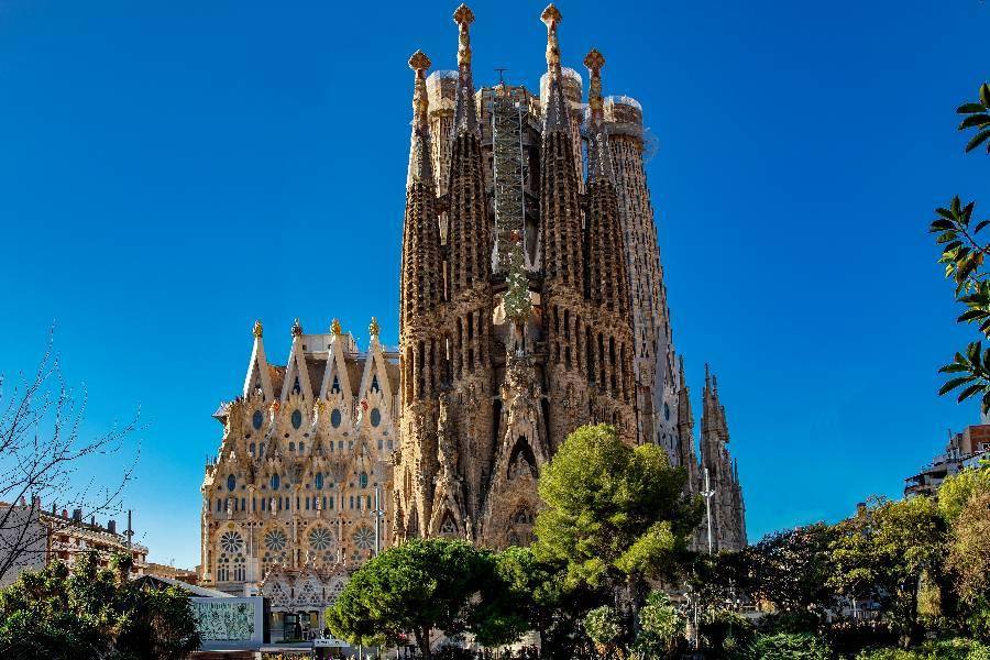 【微奢西葡雙國】馬德里、聖家堂、阿罕布拉宮、辛特拉宮、三晚五星12日