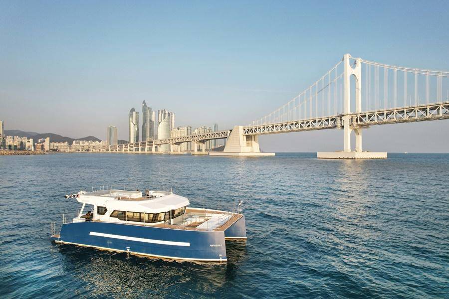 【必趣釜山】藍色遊艇派對、海岸列車、樂天OUTLET、長腳蟹放題5日