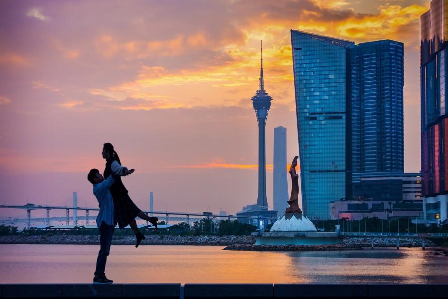 【澳門５馬當先】金龍酒店、駿龍(氹仔)酒店、皇都酒店、利奧酒店、澳門皇冠假日酒店自由行３日 (含每天酒店早餐、澳門旅遊塔門票、網卡)