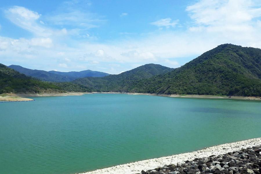【屏東】深入排灣部落~東源哭泣湖、水上草原輕功飄、牡丹水庫1日