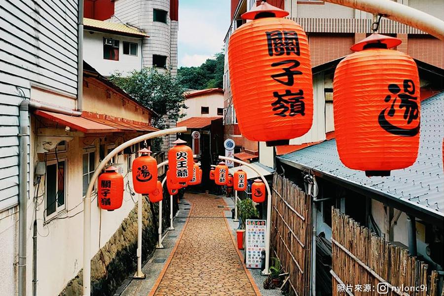 【嘉南】隙頂二延平步道、紅葉公園賞楓、奮起湖車站、新化老街、東山咖啡體驗. 關子嶺泡湯2日