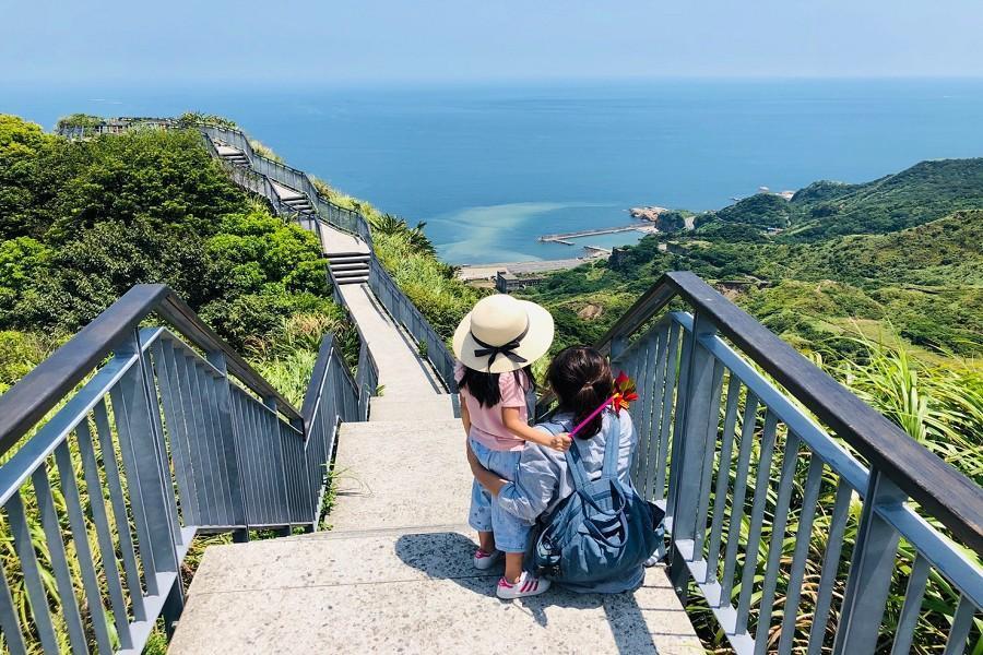 藍色海洋傳說～天空之城․落羽松秘境․美景棧道․藝人最愛～九份老友號一日