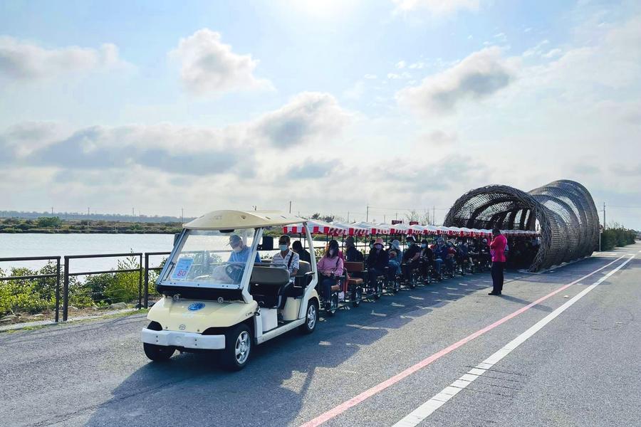 【府城文化走讀】白河蓮花季、北門拉拉車、新化老街、榮美金鬱金香二日