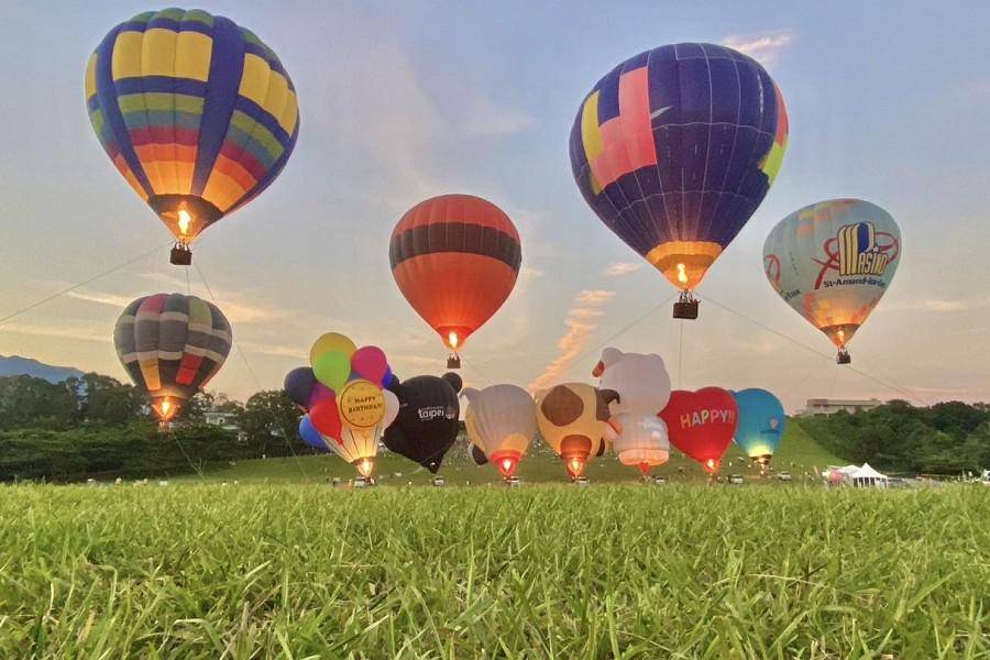 【吉伊卡哇】熱氣球嘉年華、光雕音樂會、鹿鳴果子狸咖啡、五星金聯世紀三日