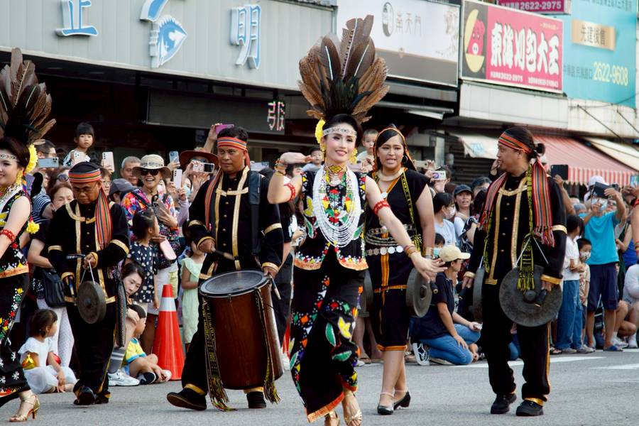 【台中補助】國際踩舞嘉年華、日月潭遊船、喝喝茶、逢甲夜市二日