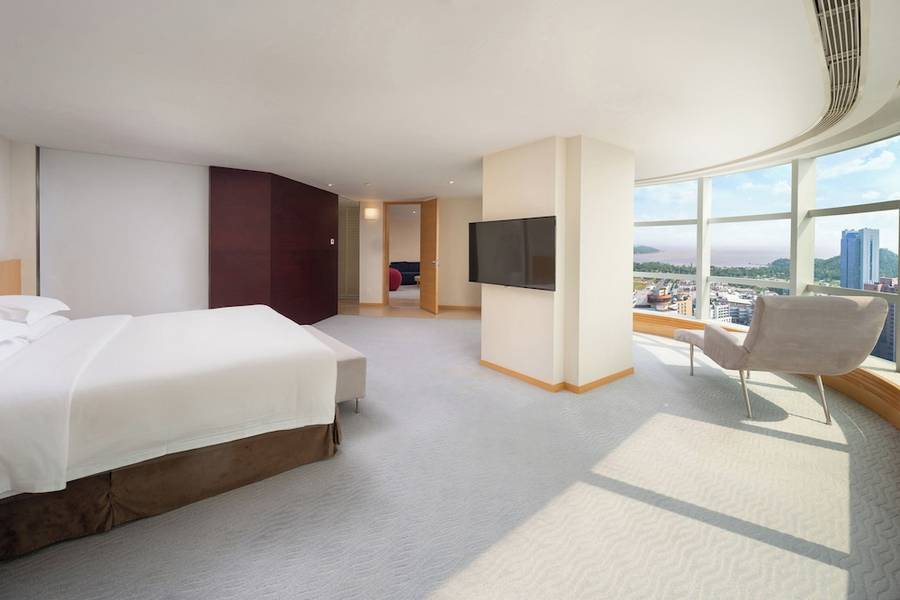 img79