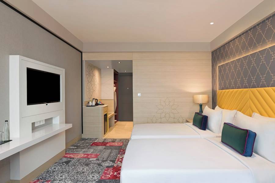 img44