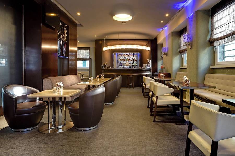 img82