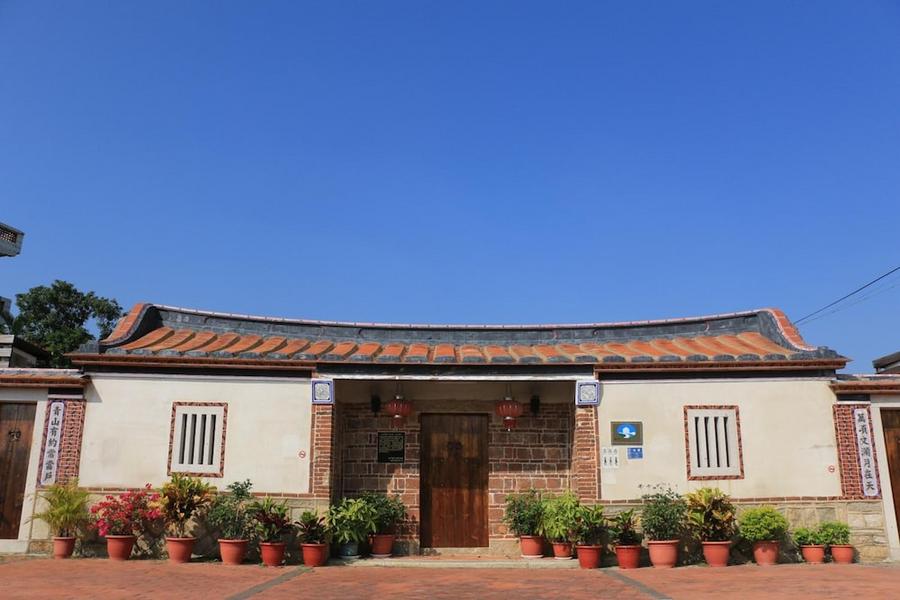 
                                                                                                        金門龍門客棧民宿
                                                                                                        