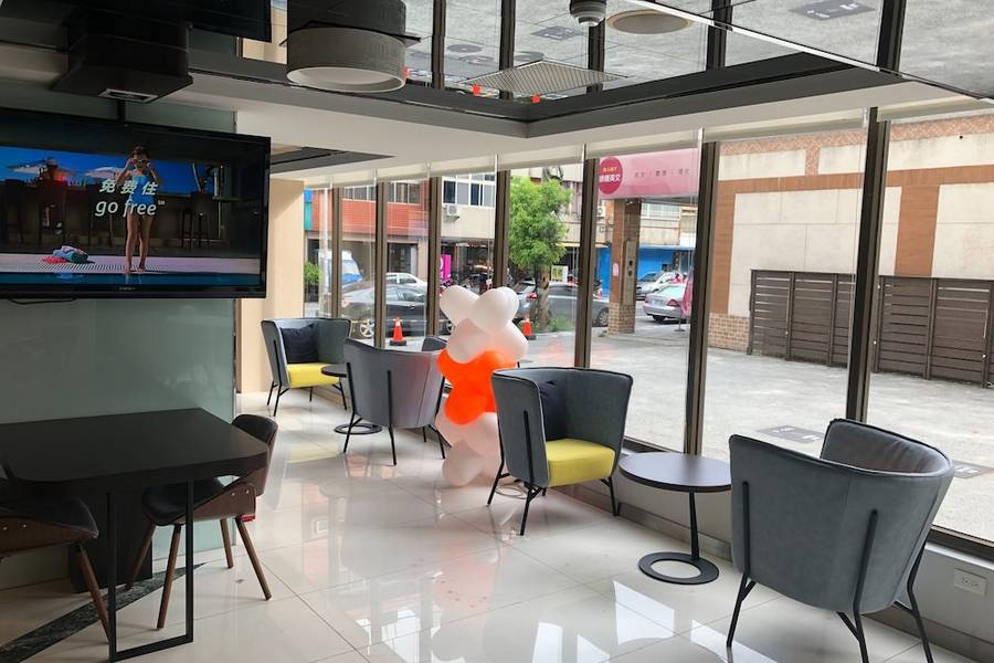 
                                                                                                        雀客藏居花蓮林森
                                                                                                        