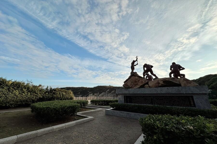 
                                                                                                        【星鹿斑斕】南北竿、莒光(東西莒)、大坵跳島四日遊-松山
                                                                                                        