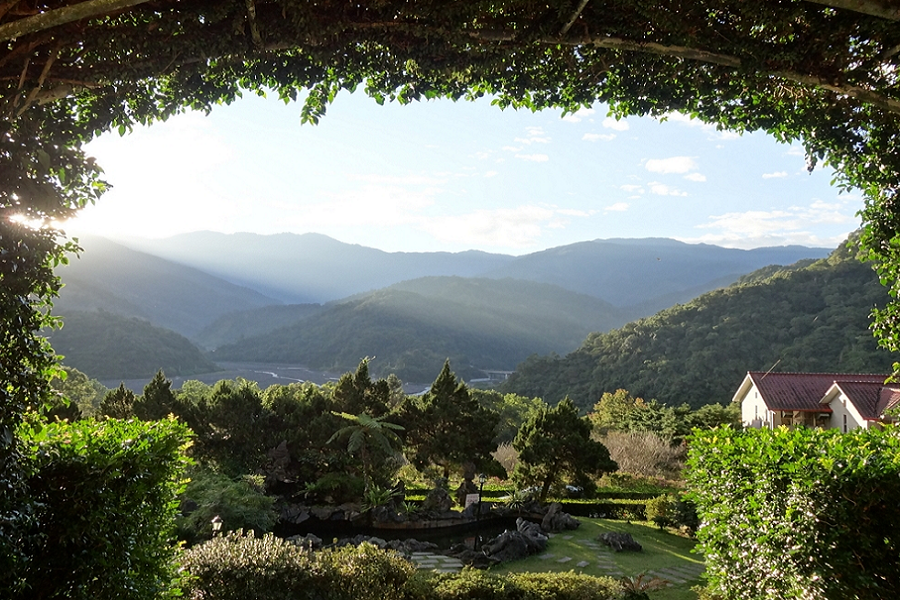 
                                                                                                        宜蘭棲蘭山莊、綠海森林行館閒情漫遊二日
                                                                                                        
