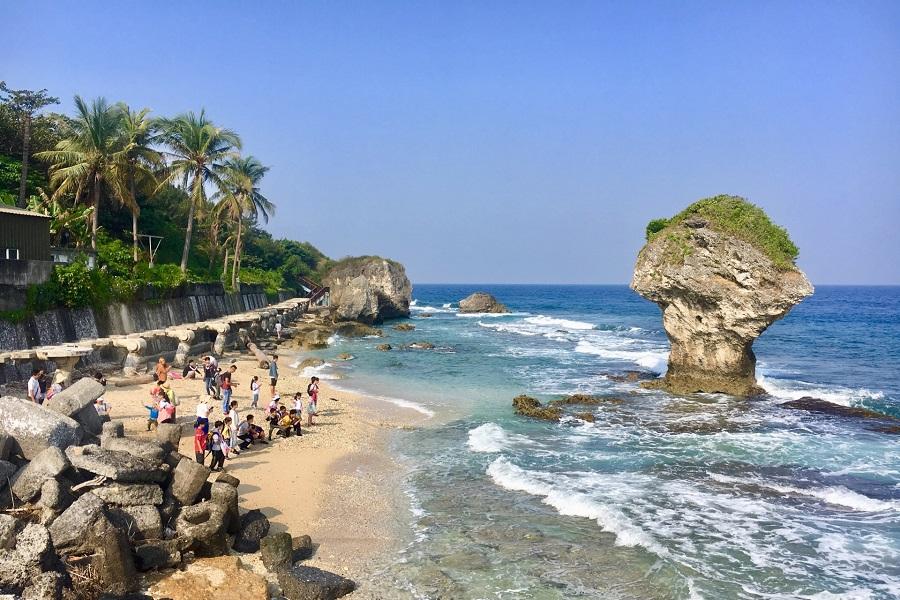 
                                                                                                        【碧海藍天度假趣】夜宿海生館‧小琉球沙灘度假3日
                                                                                                        