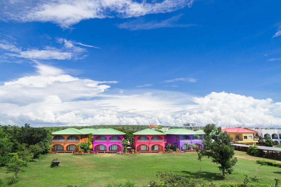 
                                                                                                        【台中出發】夏日豔豔來去小琉球‧入住八村Villa海景房3日遊
                                                                                                        