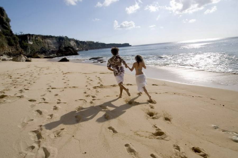 【星宇】嬉遊峇里島6日-五星酒店、 SPA、 泛舟、 跳島、斷崖公路