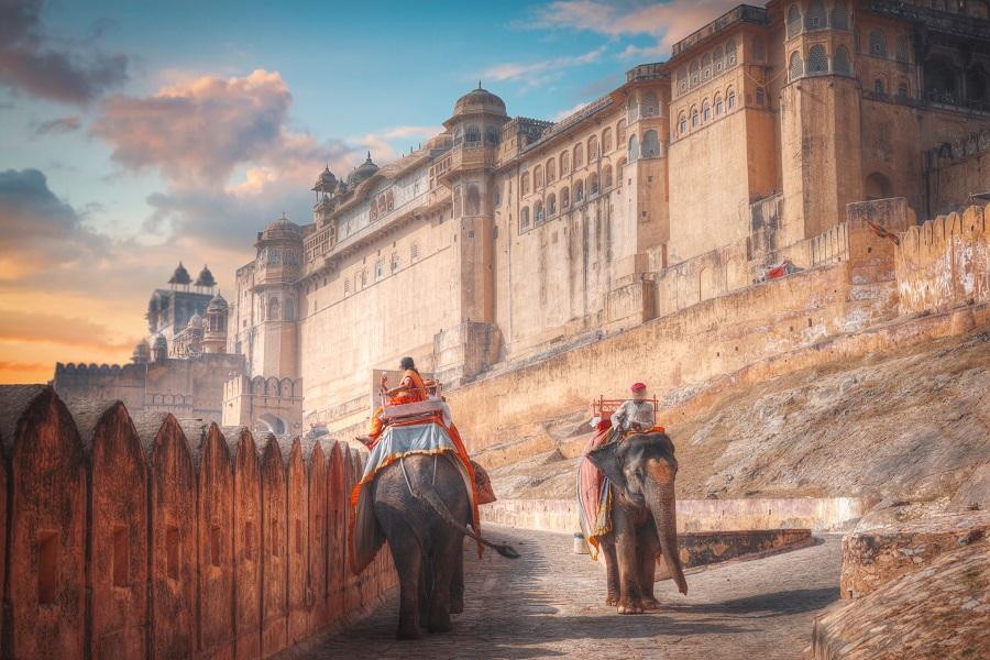 
                                                                                                        【駿馬騰喜免小費】印度金三角、凱奧拉德奧國家公園、琥珀堡、王宮旅館7日
                                                                                                        