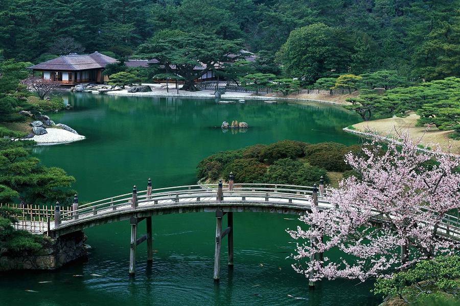 
                                                                                                        【櫻趣小豆島】姬路城.四國寒霞溪.葛橋.大步危.栗林淡路.大阪5日
                                                                                                        