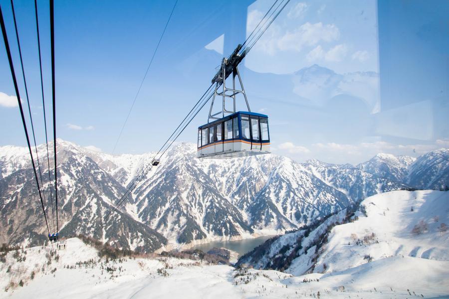 【春雪之谷】立山、紫藤花季、上高地祕境、合掌村、古街點心、溫泉5日
