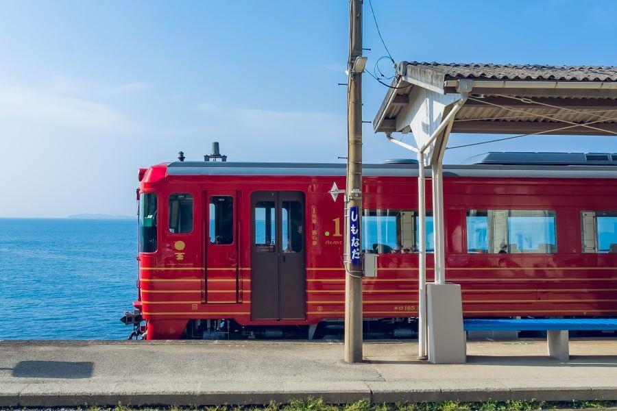 
                                                                        不一樣｜四國伊予灘物語列車行、隈研吾小鎮、道後大洲、淘金遊船搭纜車7日
                                                                        