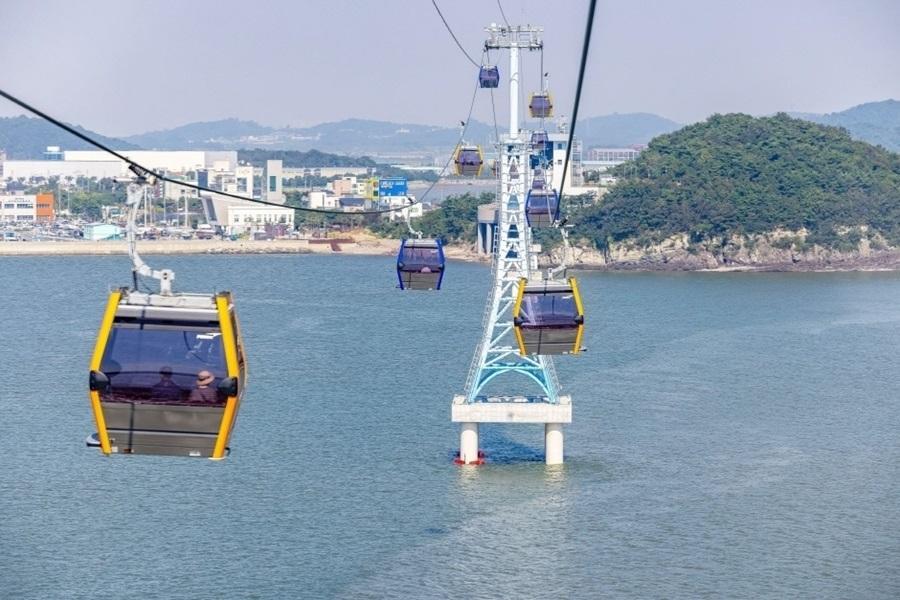 
                                                                                                        【嬉遊韓國】嶼海浪海上纜車.淚之女王樹木園.韓式大頭貼.景福宮韓服5日
                                                                                                        