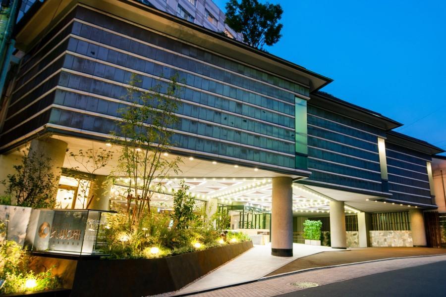 
                                                                                                        【直飛神戶松山】大阪全日自由行‧手作烏龍麵‧保住茶玻瑠‧超特惠阪松6日
                                                                                                        