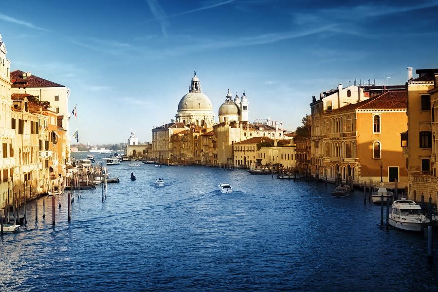 
                                                                        【義猶未盡】長榮直飛、威尼斯貢多拉、天空之城、佛羅倫斯、義大利10日
                                                                        