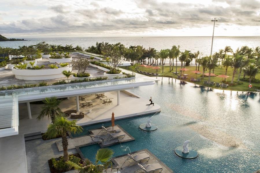 
                                                                                                        台中出發《經典富國》跳島浮潛、珍珠雙樂園、全程五星酒店五日(午/晚)
                                                                                                        