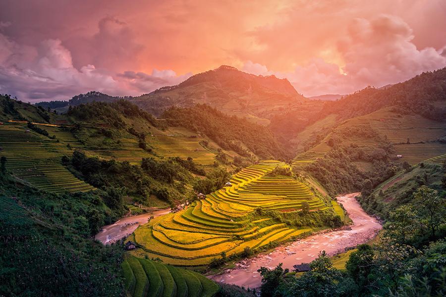 
                                                                                                        沙壩天空之城.番西邦傳奇.海上奇航下龍灣亞特圖斯號五日
                                                                                                        