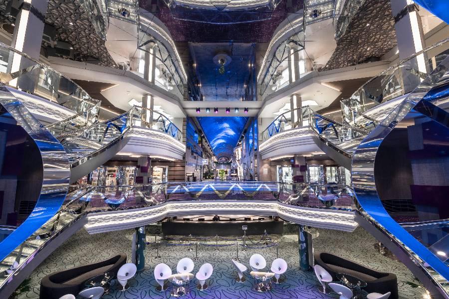 
                                                                                                        【MSC榮耀號】福岡、佐世保自主遊六日（YC水晶套房．二人）
                                                                                                        