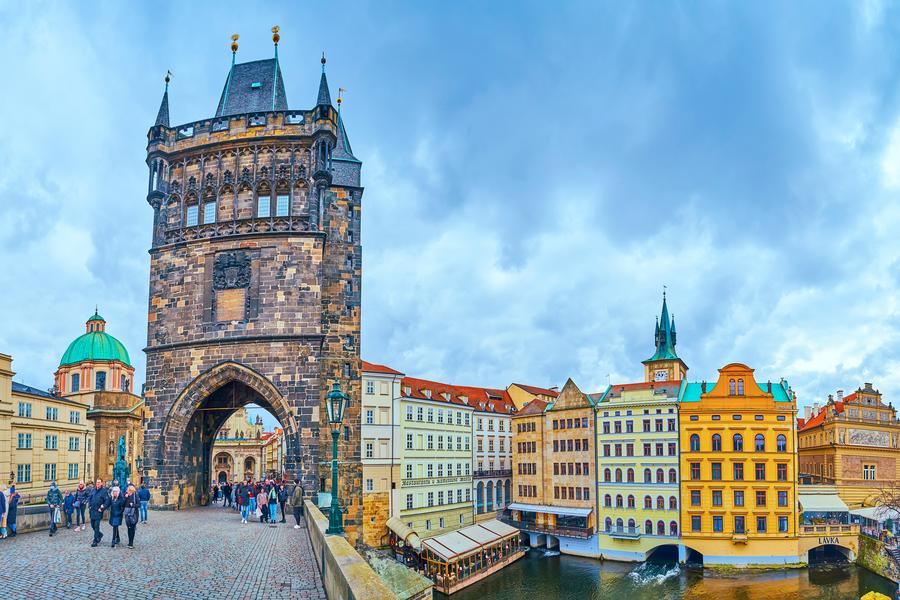 
                                                                        【唯美奧捷】布拉格三晚五星、遊船午宴、熊布朗宮、赫盧博卡、雙湖區10日
                                                                        