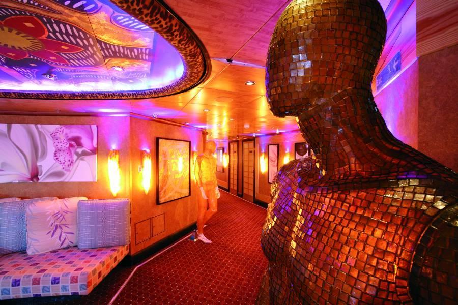 
                                                                                                        【歌詩達莎倫娜號～高雄啟航】沖繩、石垣島五日（全景套房‧三人一室）
                                                                                                        