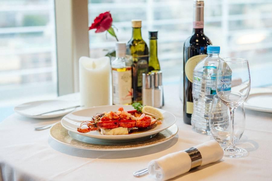 
                                                                                                        【歌詩達郵輪-莎倫娜號】佐世保、麗水自主遊六日（全景套房．二人一室）
                                                                                                        